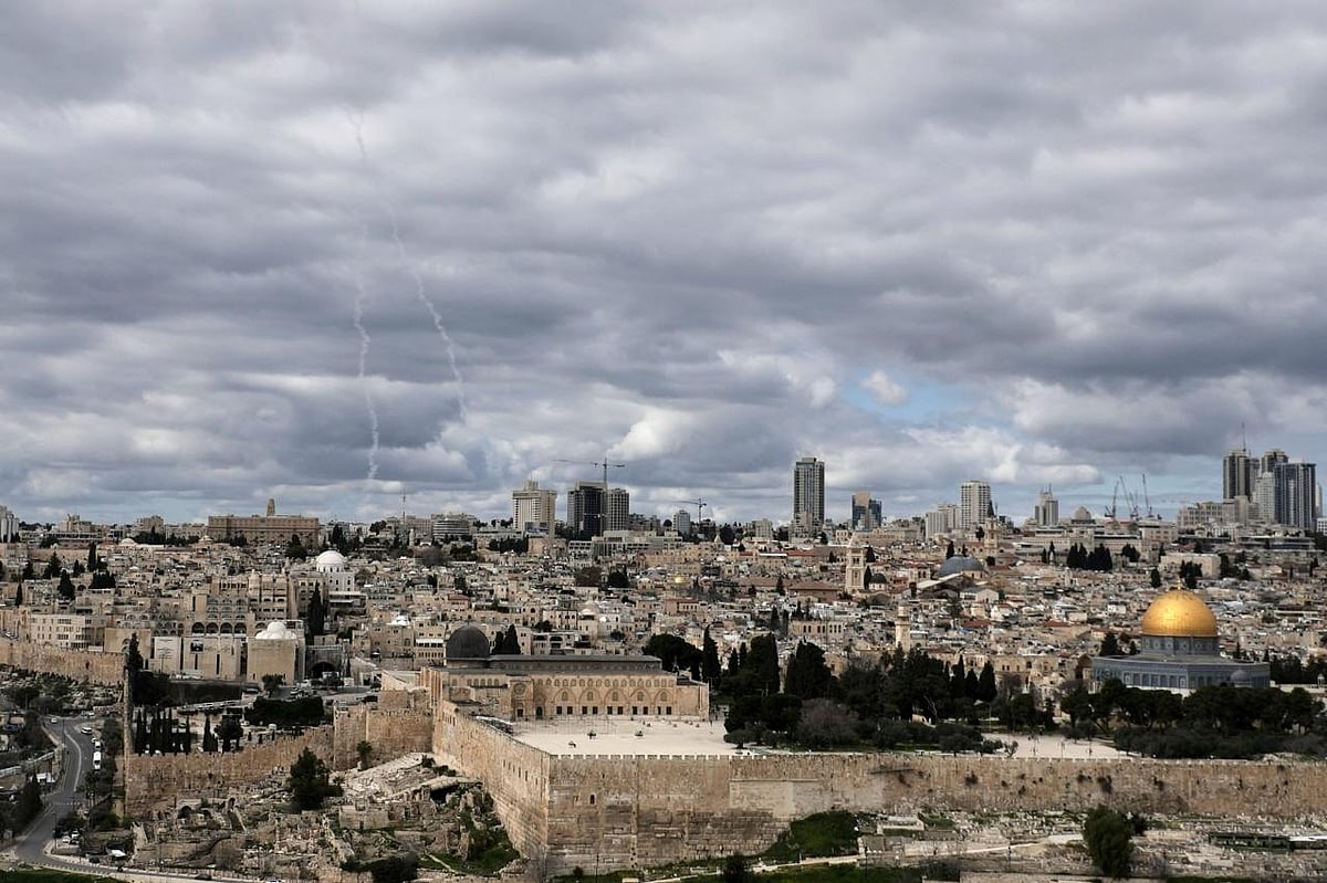 Israel and the US  launched a joint operation to mitigate the risk of Iran building nuclear weapons.  - null