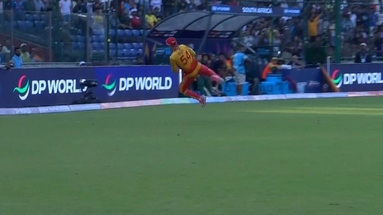 JioHotstar : Zimbabwe Vs South Africa, T20 World Cup 2026: Ryan Rickelton Falls For 31 After Ryan Burl’s Stunning Catch - Video