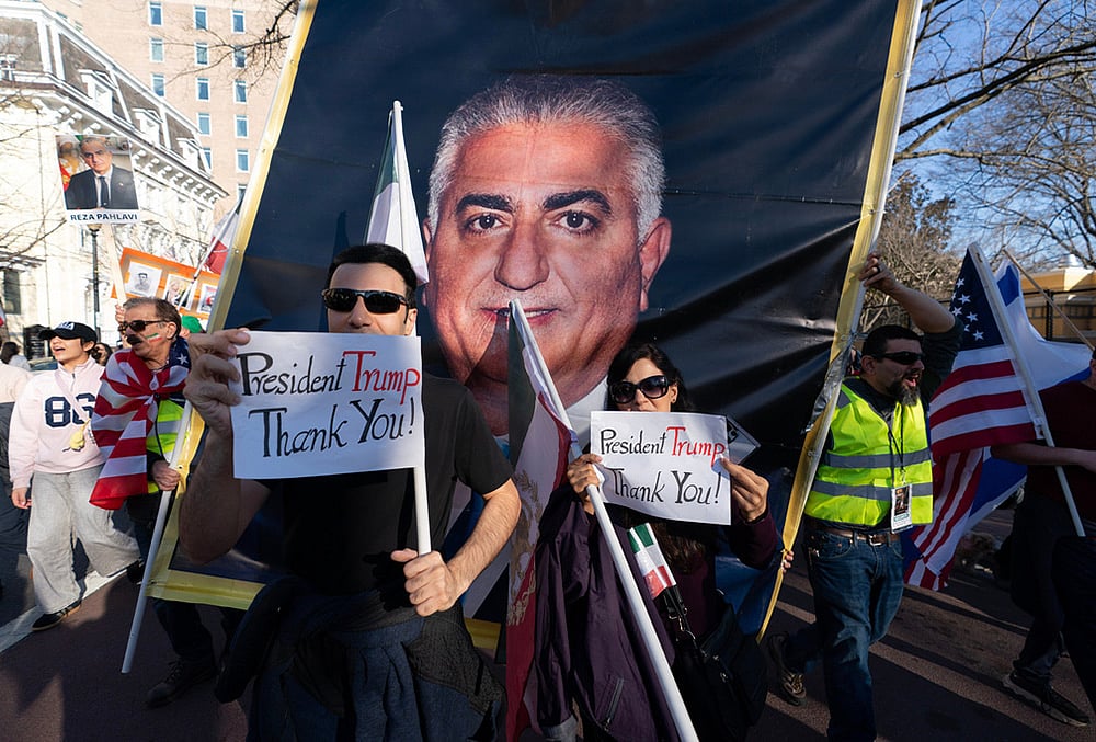 Reza Pahlavi rally photo