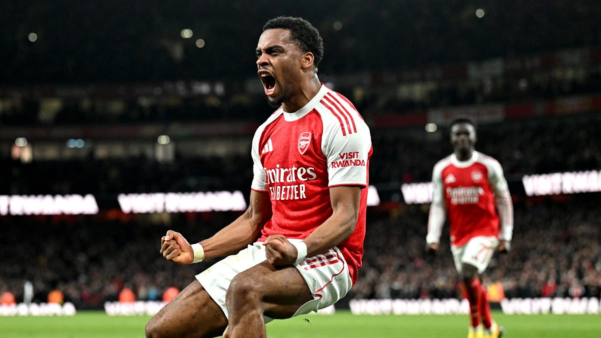 Jurrien Timber celebrates his winner against Chelsea.