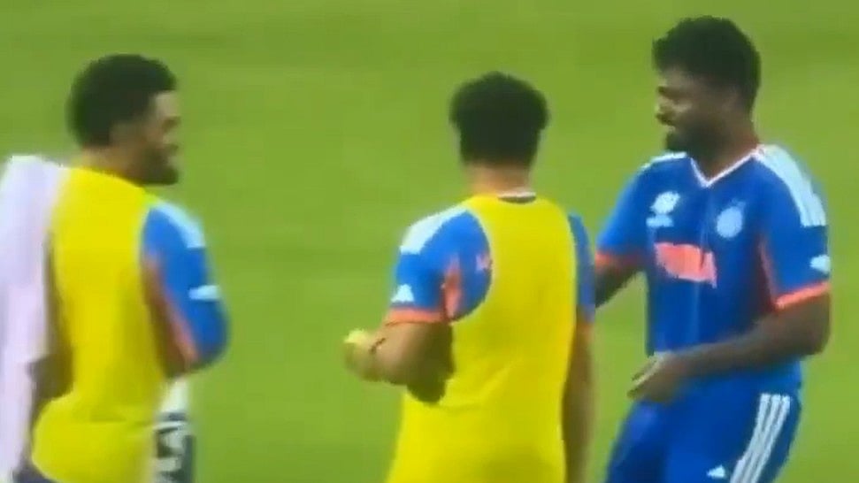 X : Rinku Singh Nearly Walks Away With Sanju Samson’s Bat During India Vs West Indies T20 World Cup 2026 Match - Video