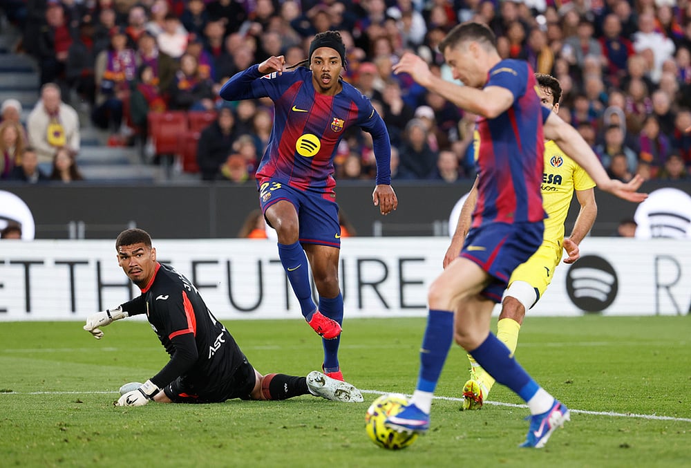 Barcelona vs Villareal La Liga soccer-Jules Kounde