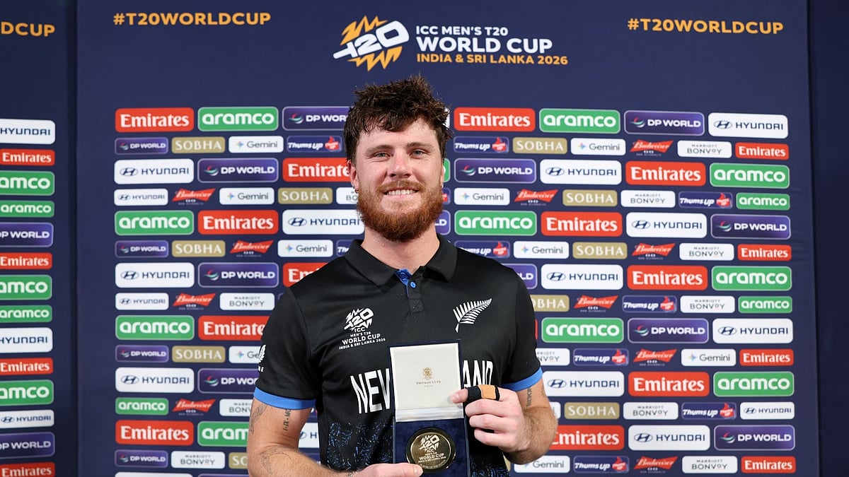 BLACKCAPS/X : Finn Allen receiving player of the match for South Africa vs New Zealand ICC T20 World Cup 2026 semi-final match
