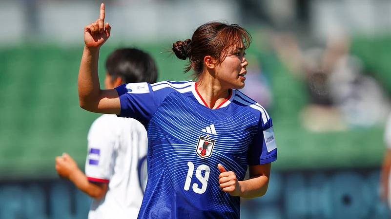 Momoko Tanikawa