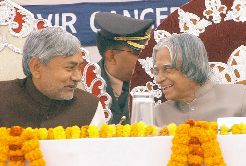 A P J Abdul Kalam with Bihar Chief Minister Nitish Kumar