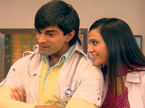 A still from ‘Dill Mill Gayye’ (2007-2010)