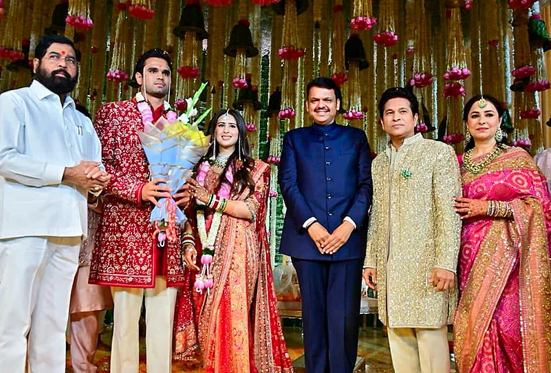Arjun Tendulkar and Saaniya Chandhok marriage photos-Eknath Shinde