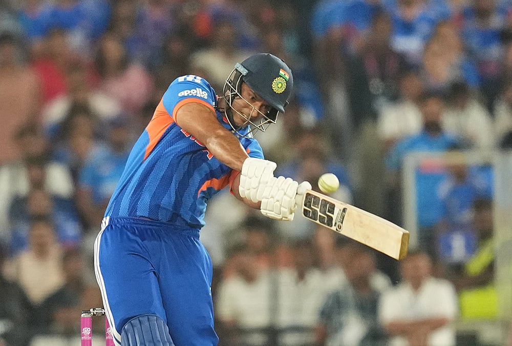 India vs New Zealand T20 World Cup Cricket final-Shivam Dube