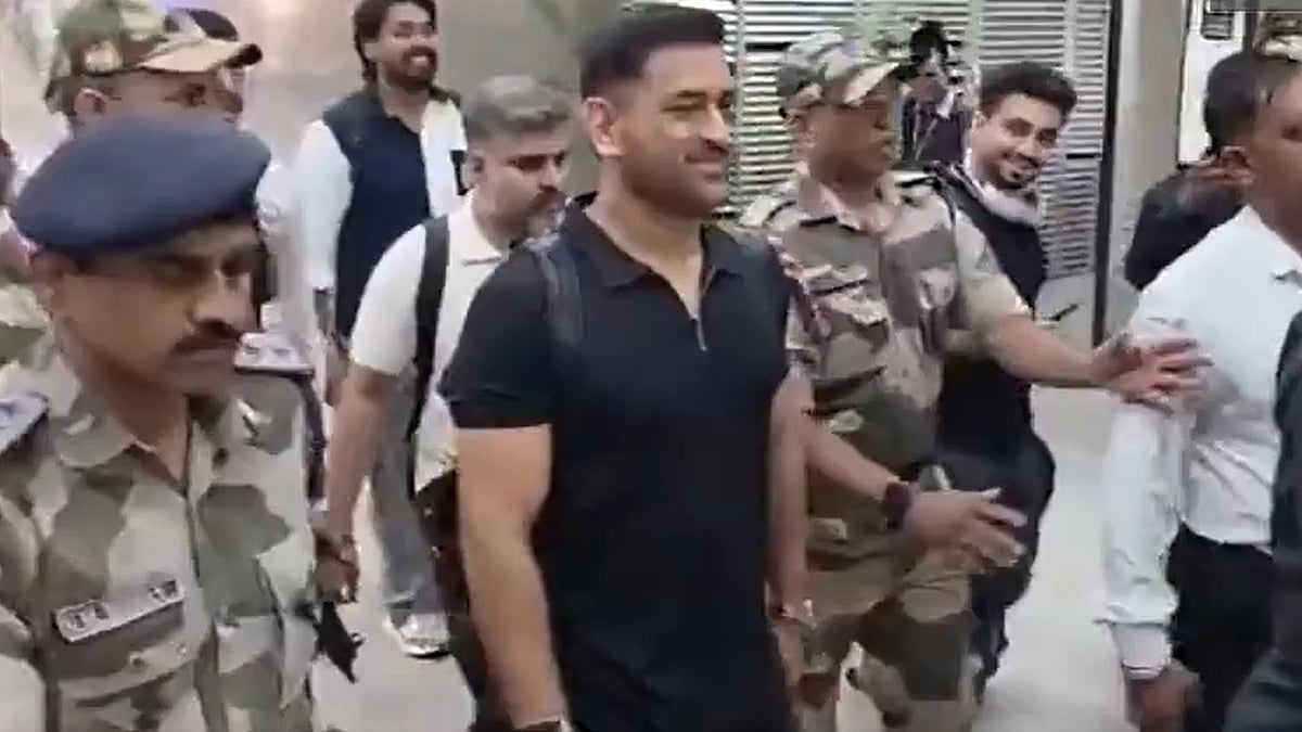 MS Dhoni Reaches Ahmedabad Ahead Of India Vs New Zealand T20 World Cup 2026 Final - X