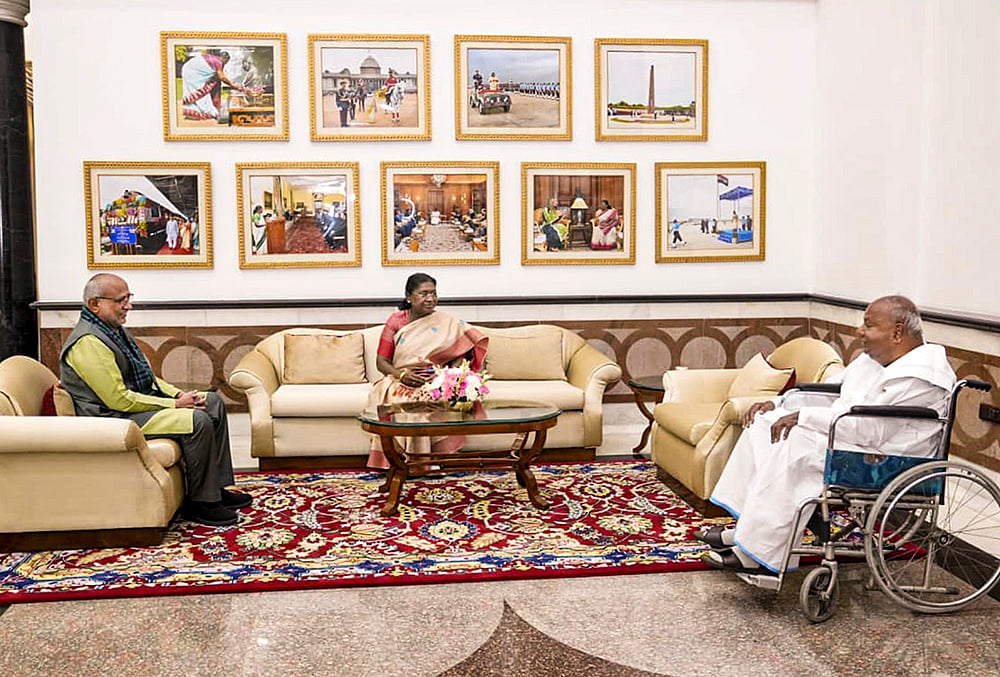 President Murmu meets VP Radhakrishnan and JD (S) supremo HD Deve Gowda