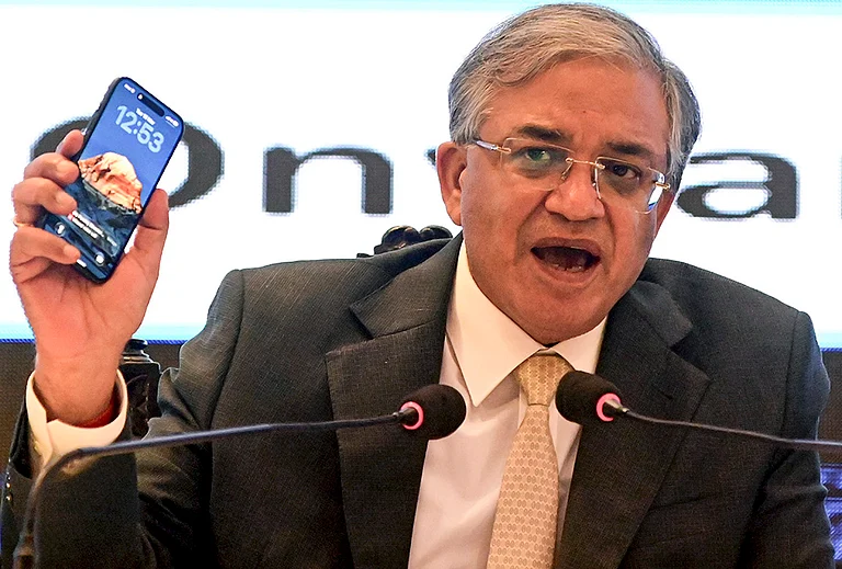 EC Announces Phase 3 of Voter List Revision Across 16 States, 3 UTs - | Photo: PTI