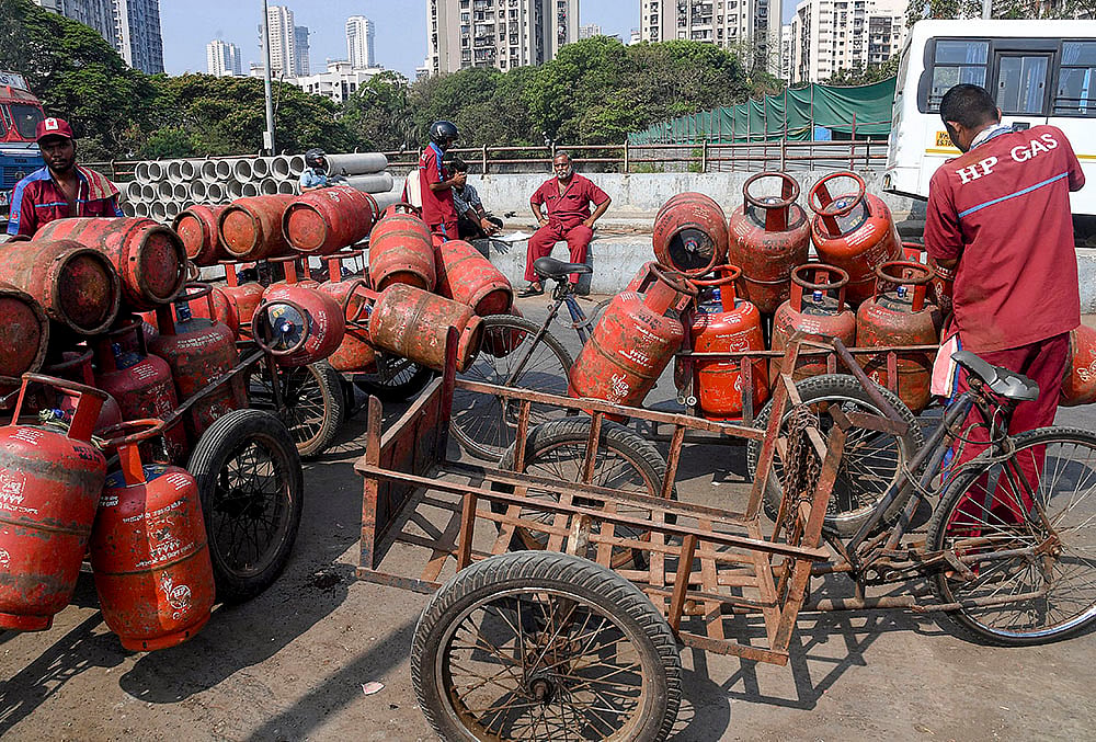 Middle East conflict LPG supply shortage in Mumbai
