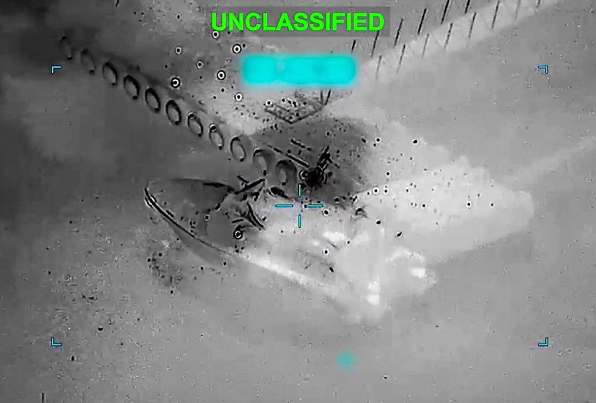 us israel attacks iran
Israeli strikes Beirut
strait of hormuz