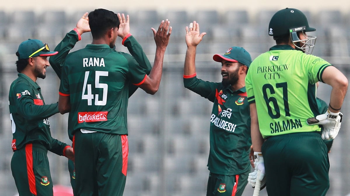 AP : Bangladesh vs Pakistan 1st ODI: BAN face PAK in the first ODI in Dhaka.