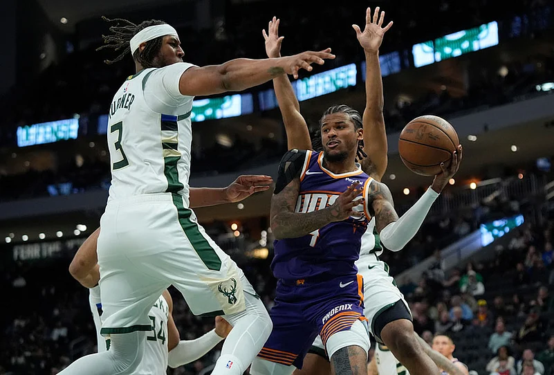 Milwaukee Bucks Vs Phoenix Suns NBA basketball-Jalen Green