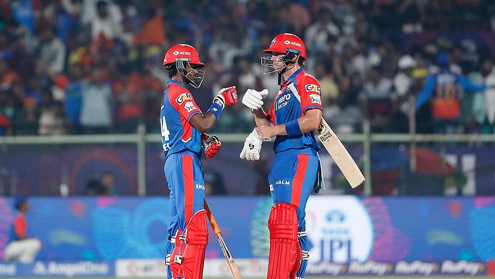 | Photo: AP/Surjeet Yadav : Tristan Stubbs and Abhishek Porel bat during IPL 2025 match against Sunrisers Hyderabad