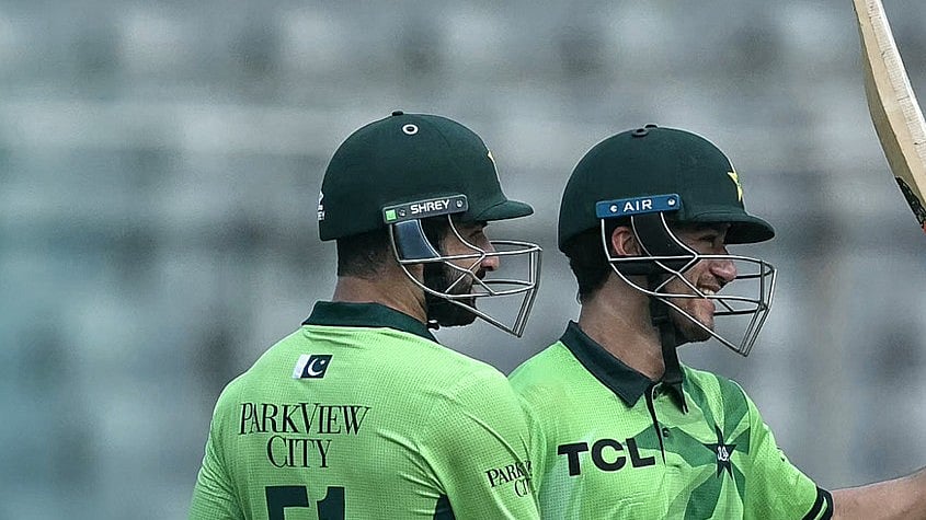ICC/X : Pakistan cricketers in action against Bangladesh in the 2nd ODI in Dhaka. 