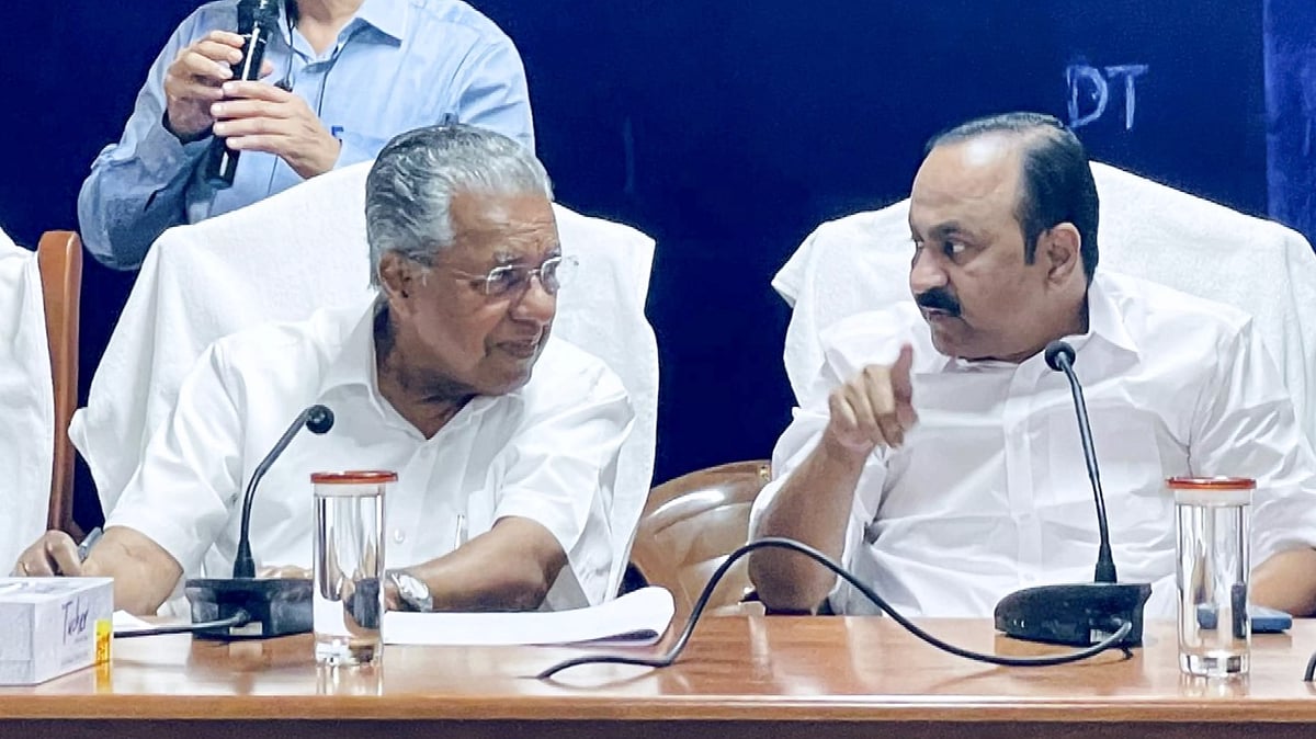 Photo: X : Keralam CM Pinarayi Vijayan with leader of Opposition V D Satheesan 