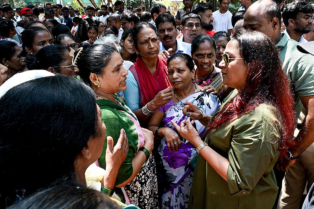 Protest against coastal encroachment in Mumbai