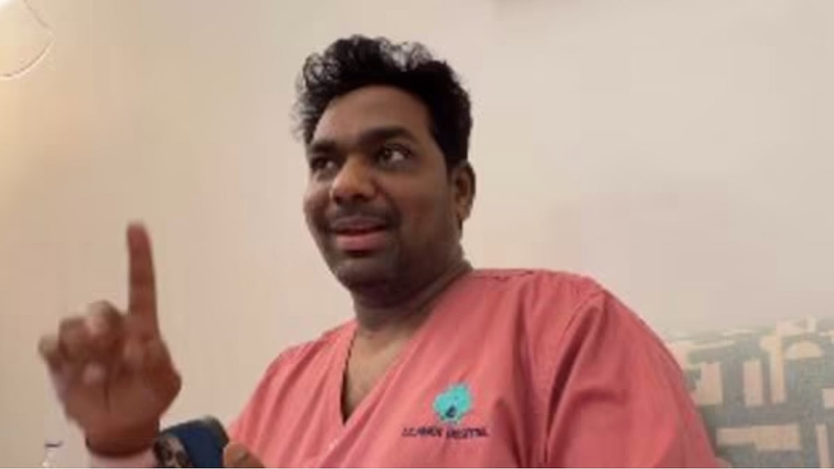Zakir Khan Spotted In Hospital Robes - Instagram 