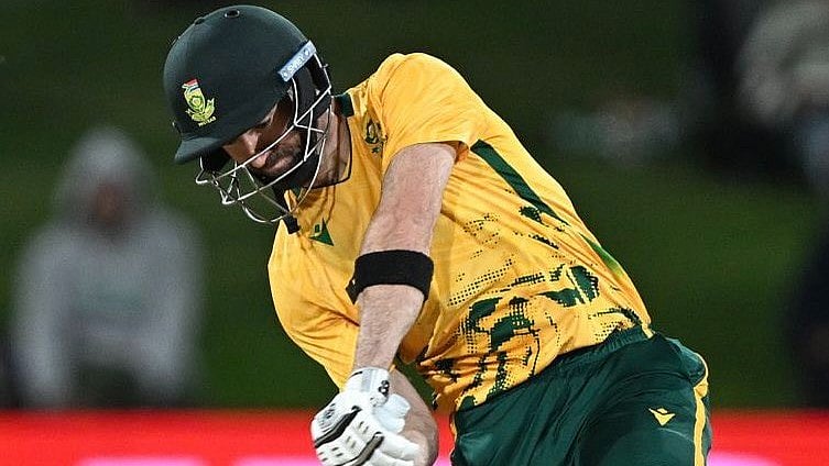X/Proteas Men : South Africa beat New Zealand by 7 wickets to lead the five-match series by 1-0.