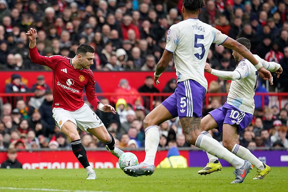 Britain Premier League Soccer: Aston Villa vs Manchester United