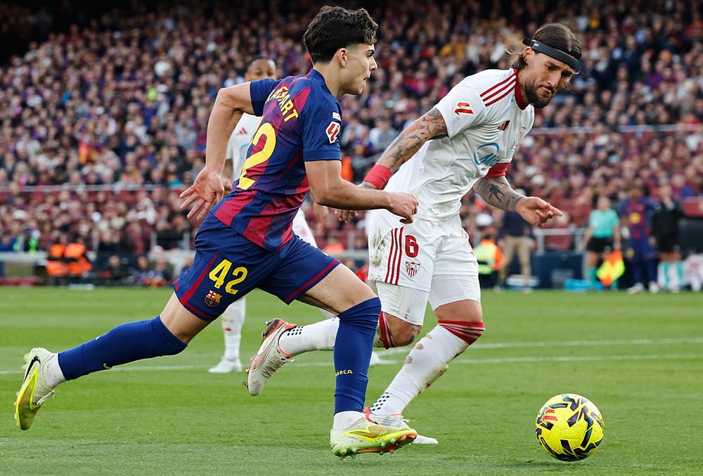 Barcelona vs Sevilla La Liga soccer match-Xavi Espart