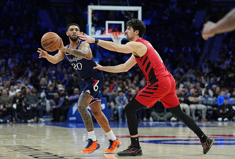 Philadelphia 76ers Vs Portland Trail Blazers NBA game-Cameron Payne