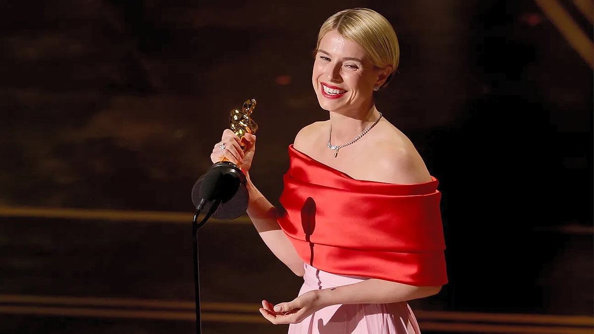 Jessie Buckley wins the Best Actress award for Hamnet (2025) - X