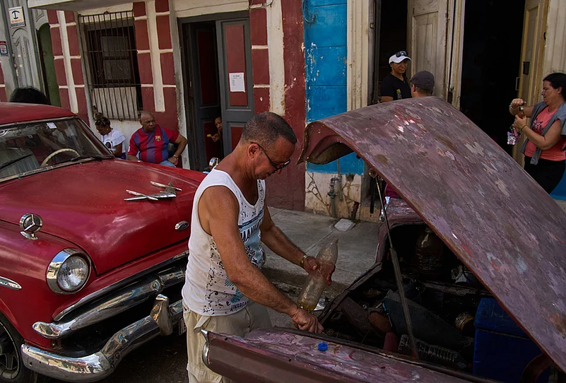 Cuba Blackout -Cuba plunged into islandwide blackout as power crisis worsens