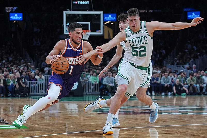 NBA Basketball Game: Boston Celtics vs Phoenix Suns