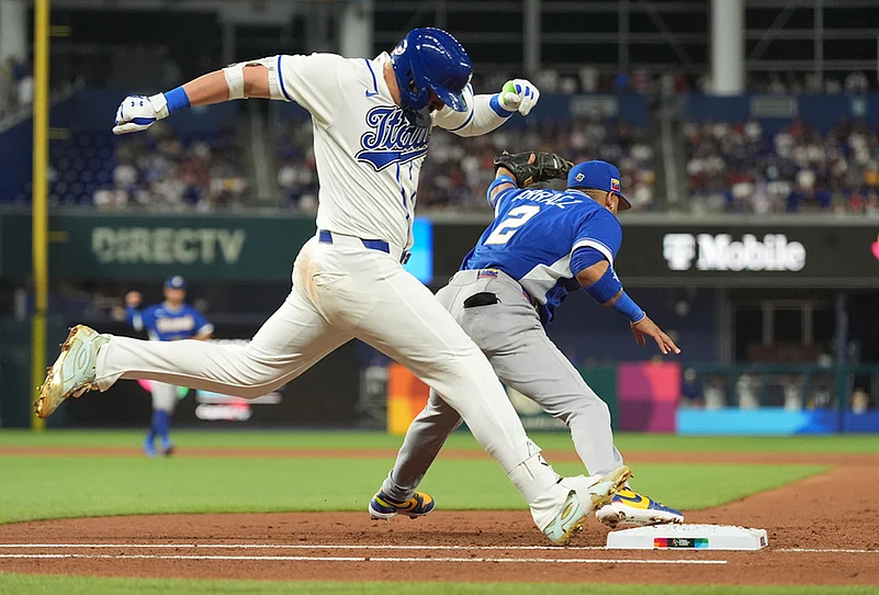 WBC Venezuela vs Italy World Baseball Classic game-Luis Arraez