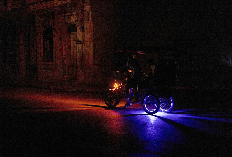 Cuba Blackout -Cuba plunged into islandwide blackout as power crisis worsens