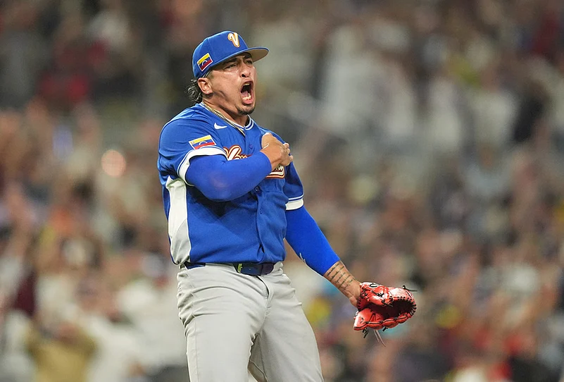 WBC Venezuela vs Italy World Baseball Classic game-Daniel Palencia