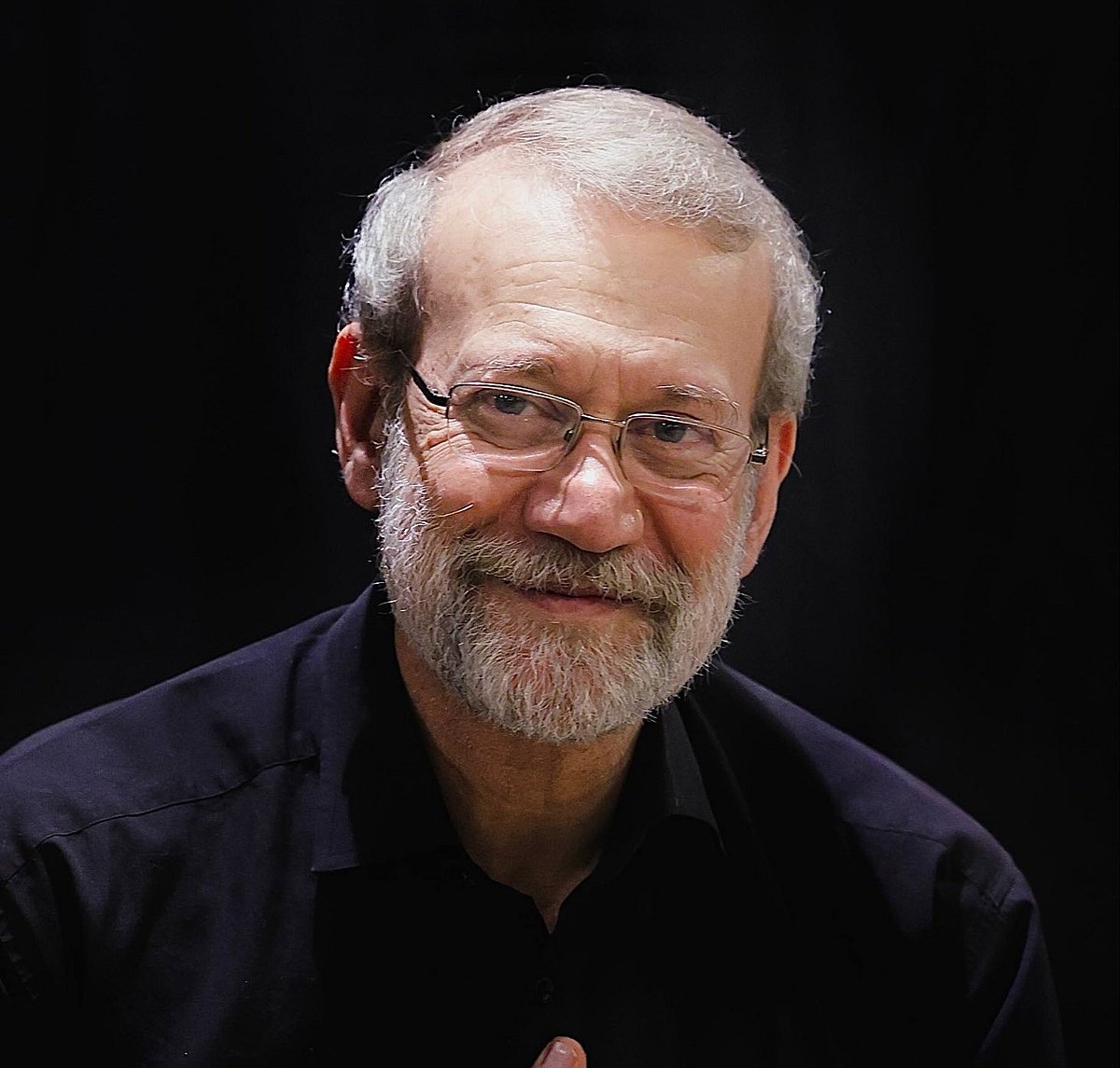 X : Ali Larijani