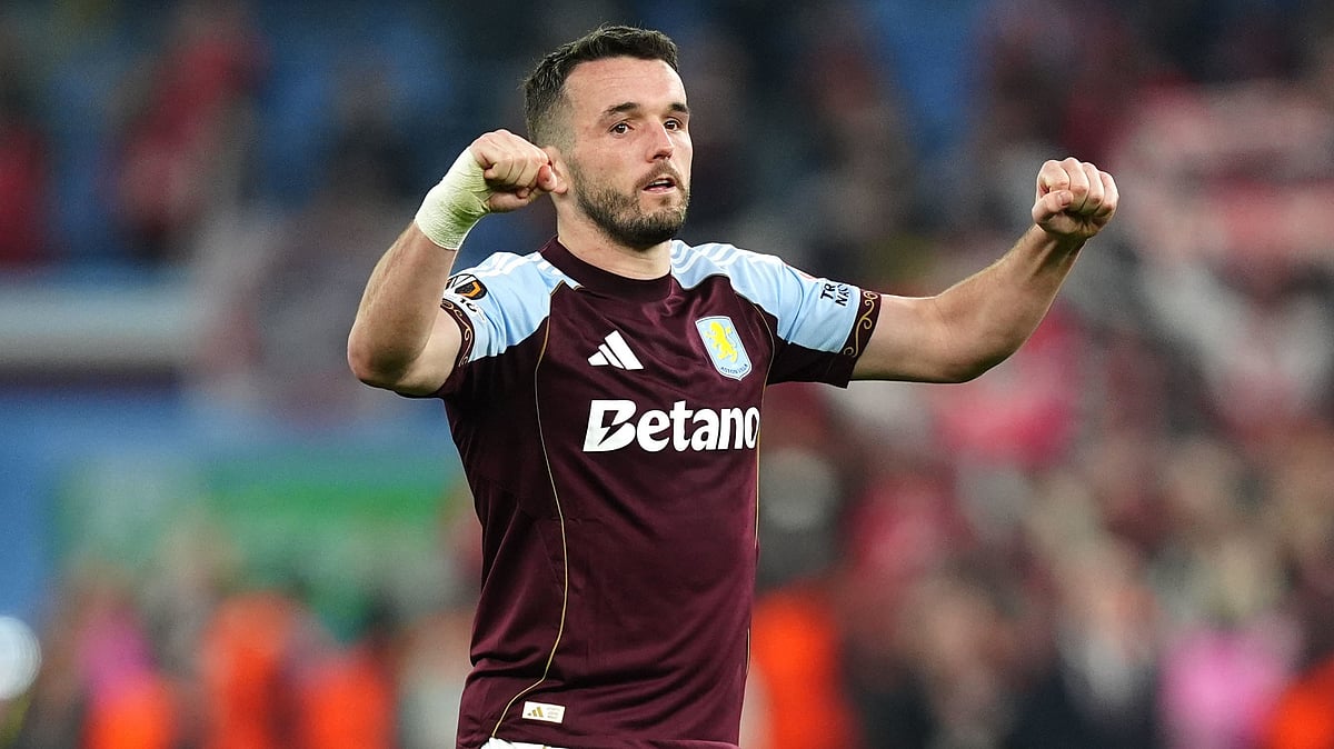 David Davies/PA via AP : Aston Villa's John McGinn celebrates the win after the Europa League round of sixteen second leg soccer match between Aston Villa and LOSC Lille in Birmingham.