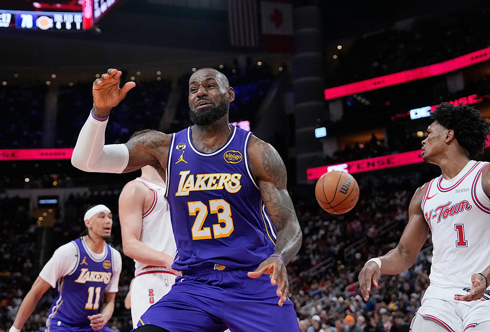 Houston Rockets Vs Los Angeles Lakers NBA basketball-LeBron James