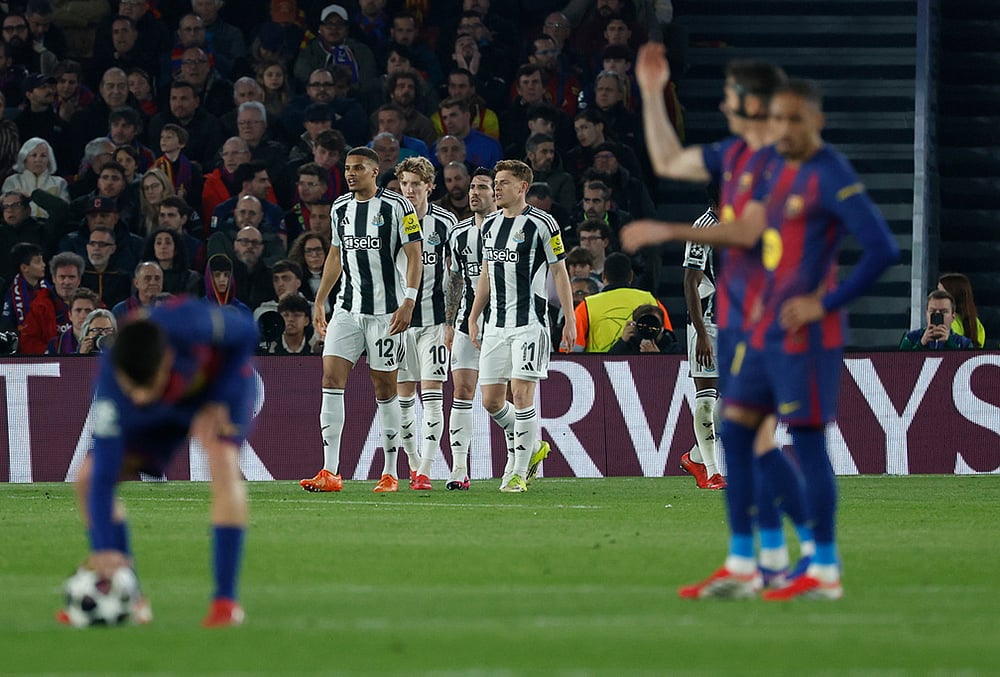 FC Barcelona VS Newcastle United FC Champions League Soccer-