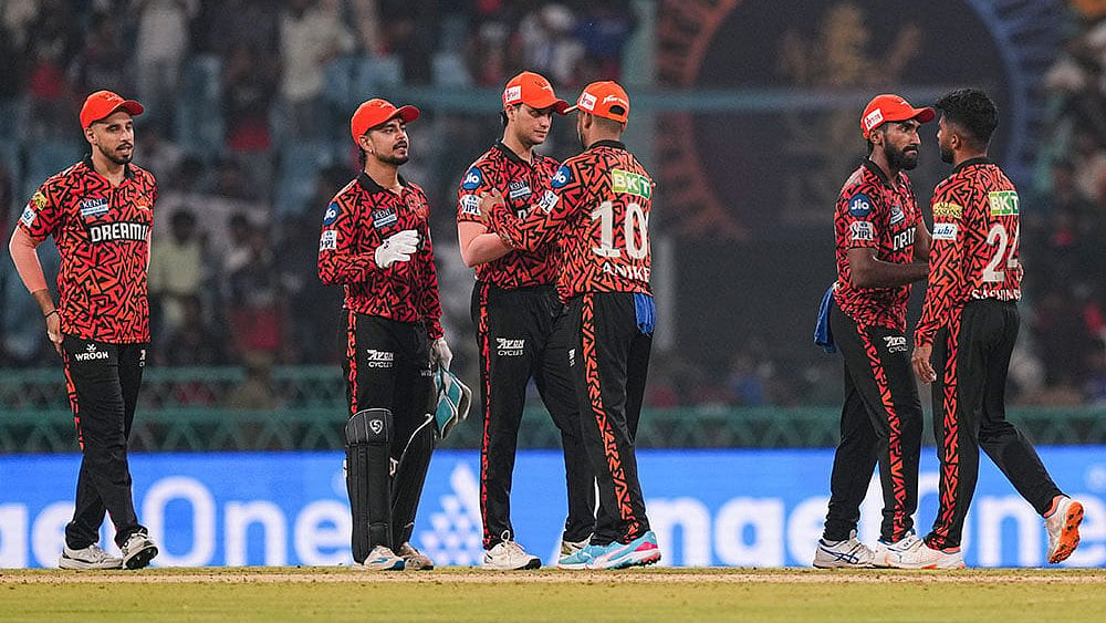 | Photo: PTI/Manvender Vashist Lav : IPL 2025: SRH vs RCB