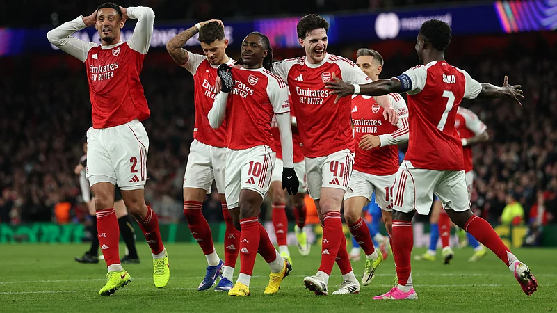 Arsenal vs Manchester City preview EFL Cup 2025-26 Final head-to-head team news predicted lineups