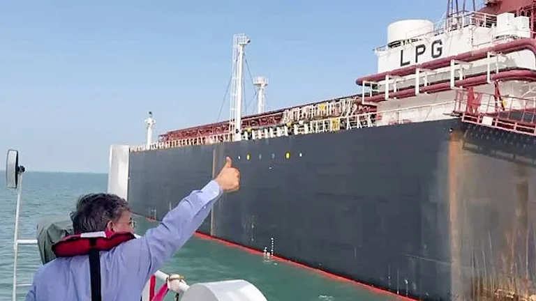 Nanda Devi vessel carrying 46,500 metric tonnes of LPG arrived at Vadinar Port in Gujarat Jamnagar Gujarat , Mar 17 (ANI) - Credit: IMAGO/ANI News