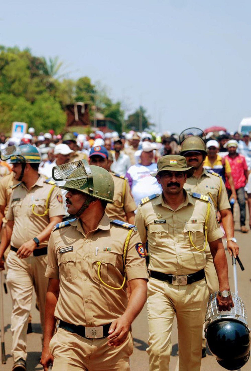 Sindhudurg Mango and cashew farmers protest