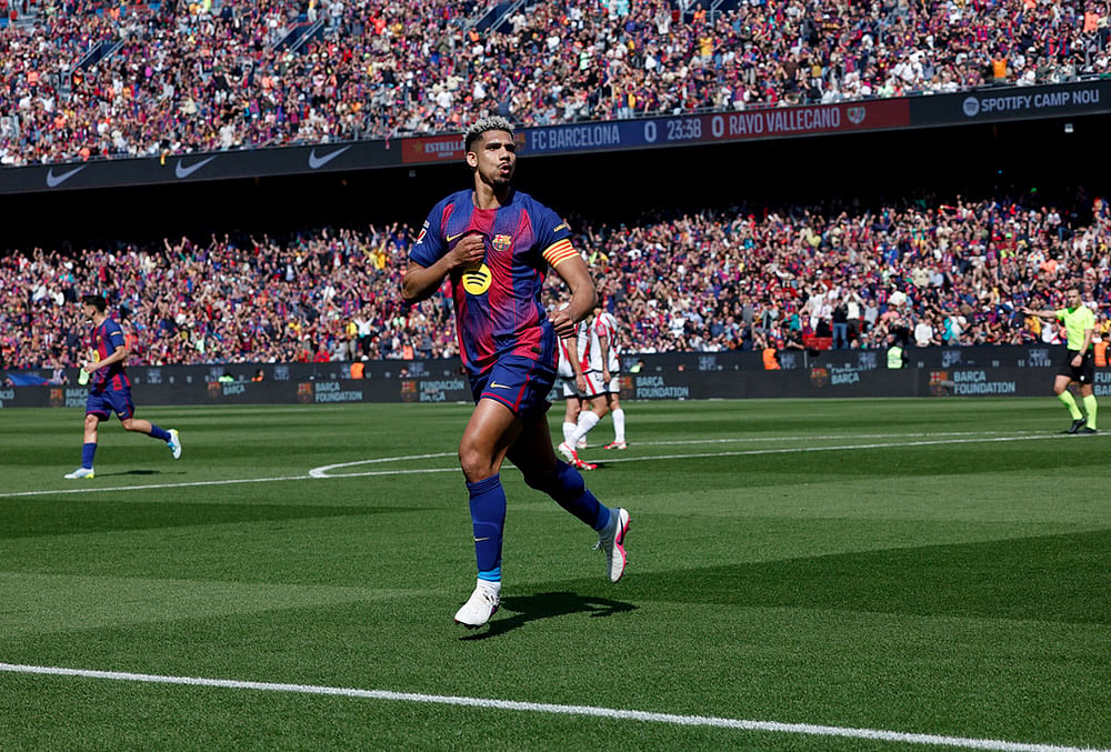 Barcelona vs Rayo Vallecano Spain soccer La Liga match-Ronald Araujo