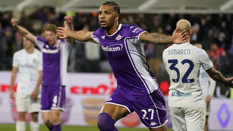 Fiorentina's Cher Ndour celebrates after scoring the goal of 1-1 during the Serie A soccer match between Fiorentina and Inter at the Artemio Franchi stadium in Florence, Italy on Sunday, March 22, 2026. - | Photo: Marco Bucco/La Presse via AP