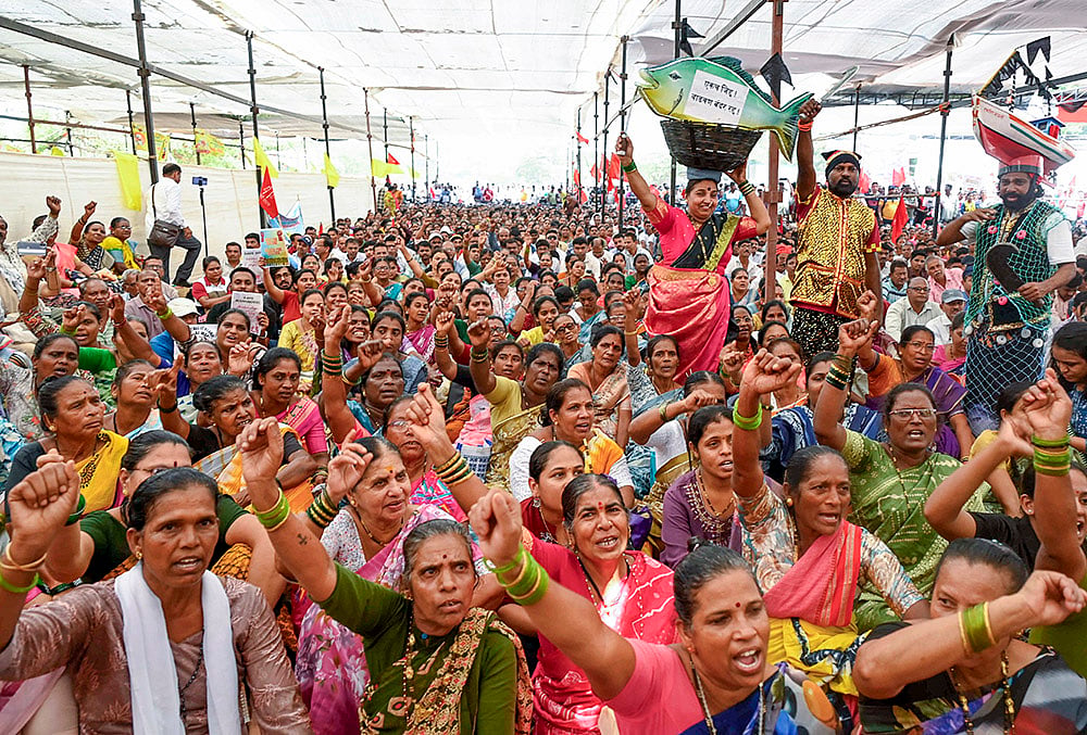 Rally against proposed Vadhvan Port project