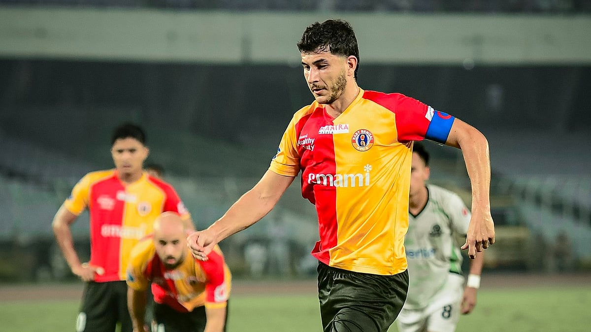 Saul Crespo scoring a penalty for East Bengal against Mohammedan SC in ISL 2025-26.  - eastbengal_fc/X