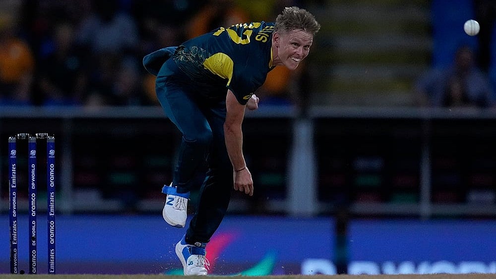 Nathan Ellis bowls against Namibia - | Photo: AP/Ricardo Mazalan