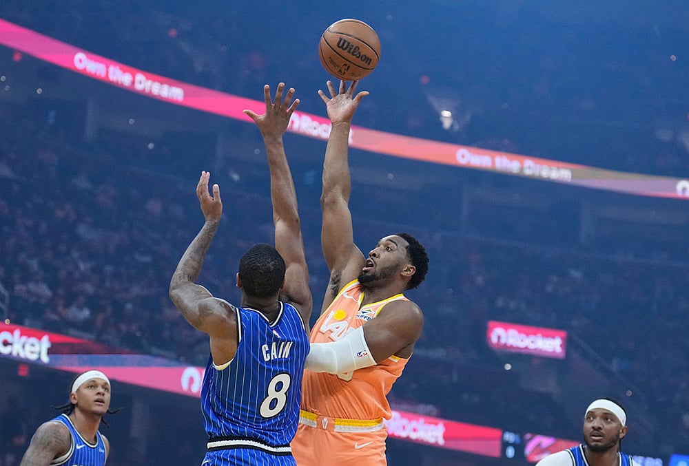 Cleveland Cavaliers Vs Orlando Magic NBA basketball-Donovan Mitchell