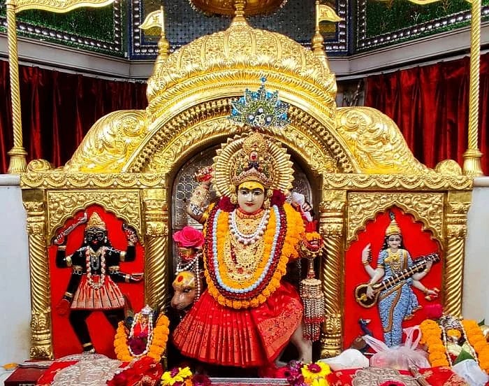 Jhandewalan Temple