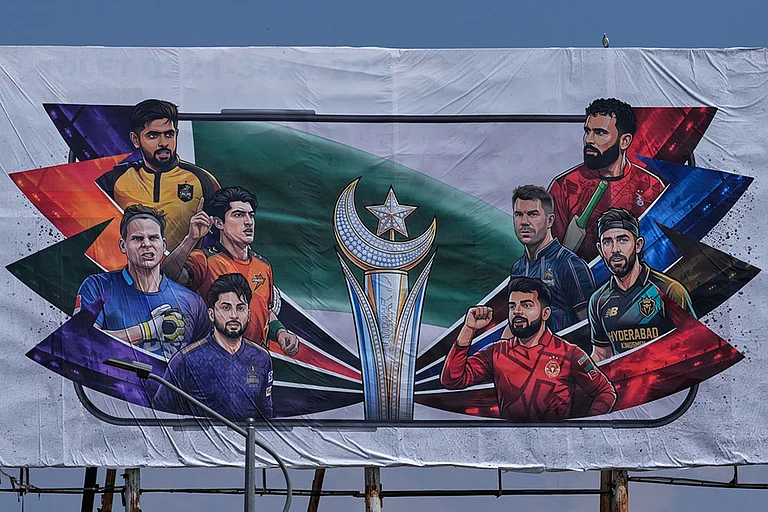 A billboard of Pakistan's premier domestic T20 the Pakistan Super League, which will take place in empty stadiums due to the recent spike in oil prices, is displayed at a road in Rawalpindi, Pakistan. - Photo: AP/Anjum Naveed